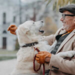 El 91% de los sénior con mascota asegura que les ayuda a sentirse acompañados